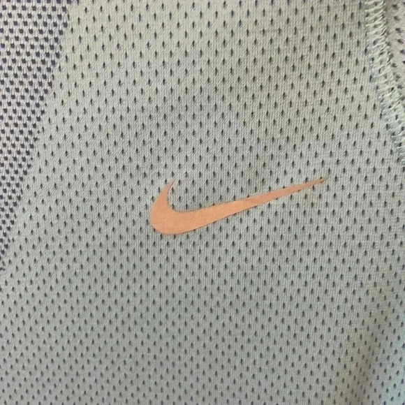 NIKE Zonal Cooling Women’s T-Shirt - Picture 4 of 7
